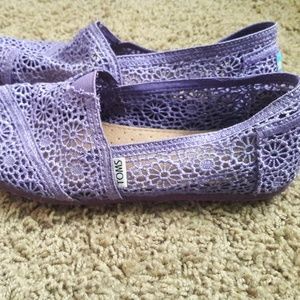 Toms purple